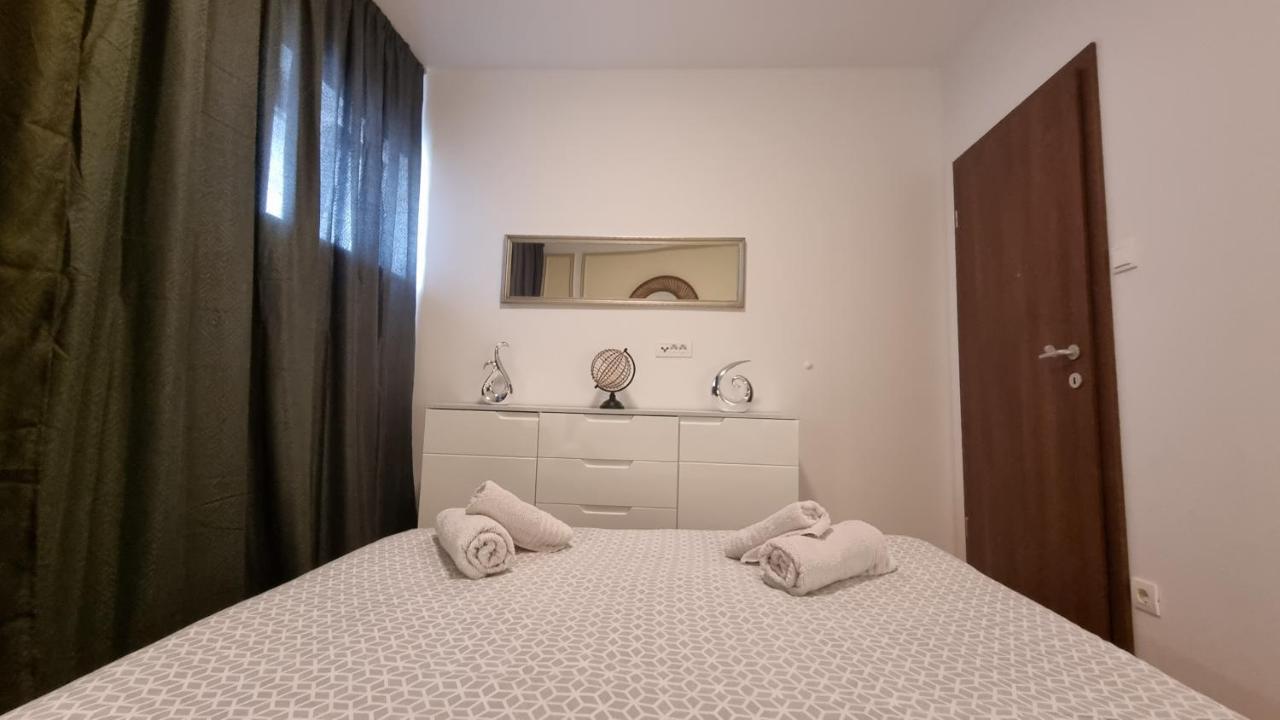 Holiday Home Gabi 罗戈兹尼察 外观 照片