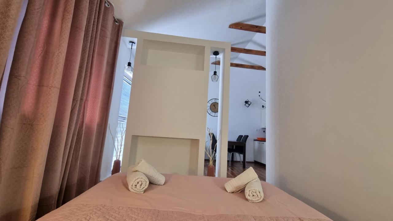 Holiday Home Gabi 罗戈兹尼察 外观 照片