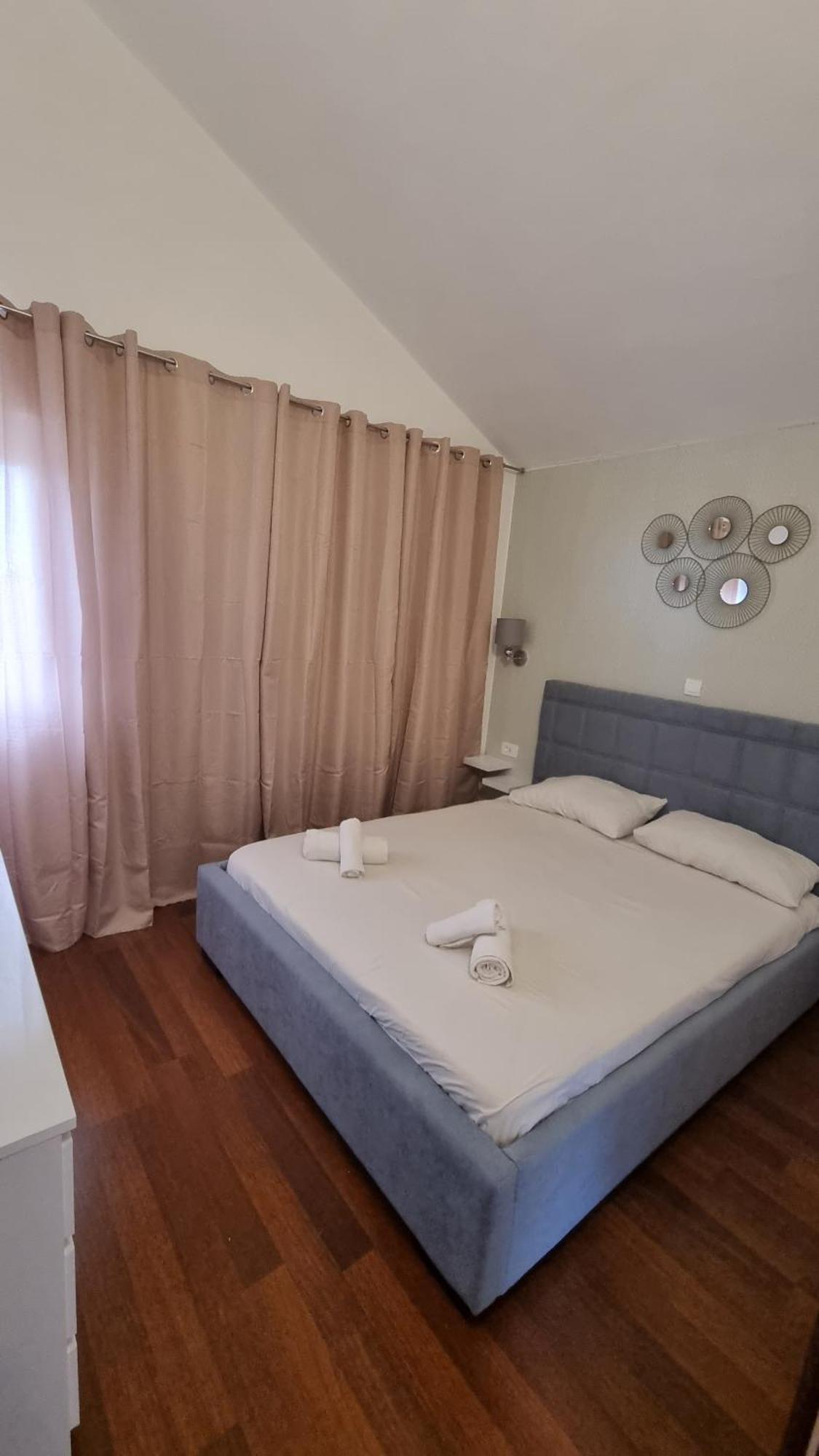 Holiday Home Gabi 罗戈兹尼察 外观 照片